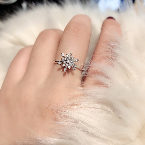 🔥Limited-time 50% off - Rotatable snowflake ring