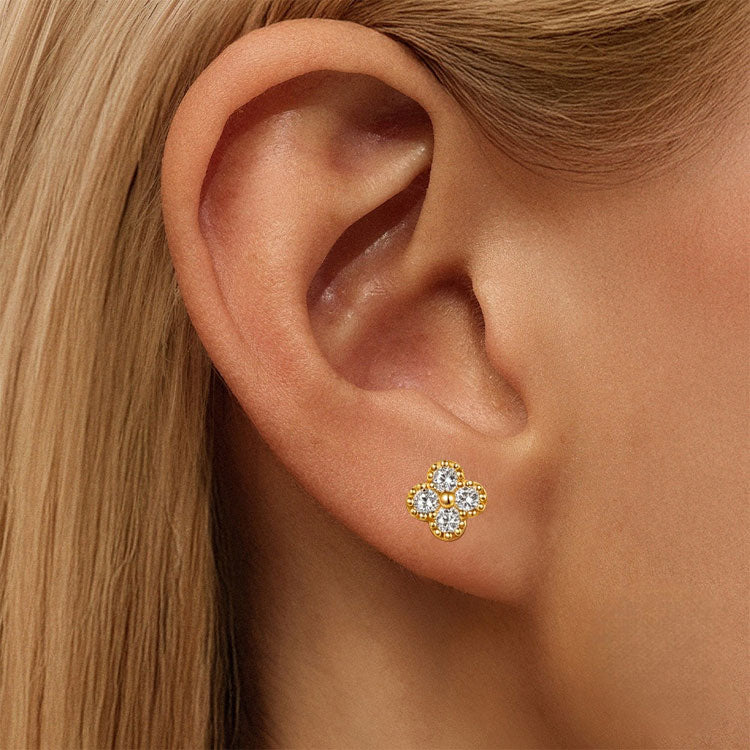 Mid-Year Special Offer - Heart-Shaped Moissanite Four-Leaf Clover Necklace Set