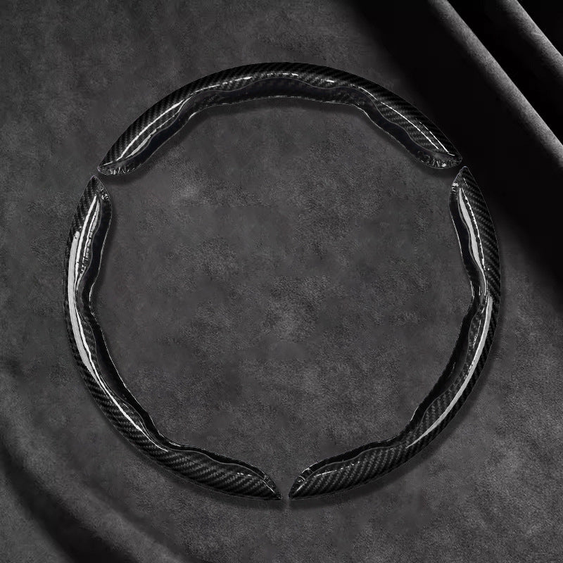 🎉 2026 Sale — Over 37600 Sold! 📢Universal Carbon Fiber Texture Steering Wheel Cover｜Ergonomic Anti-Slip Segmented Grip Protector ✨